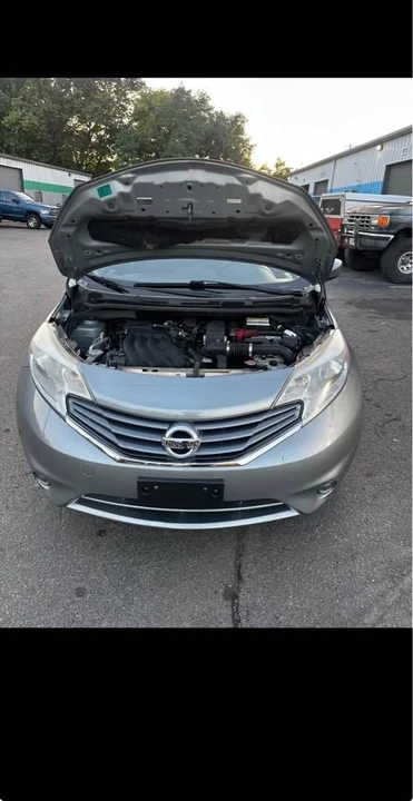 2015 Nissan Versa - Image 6 of 13