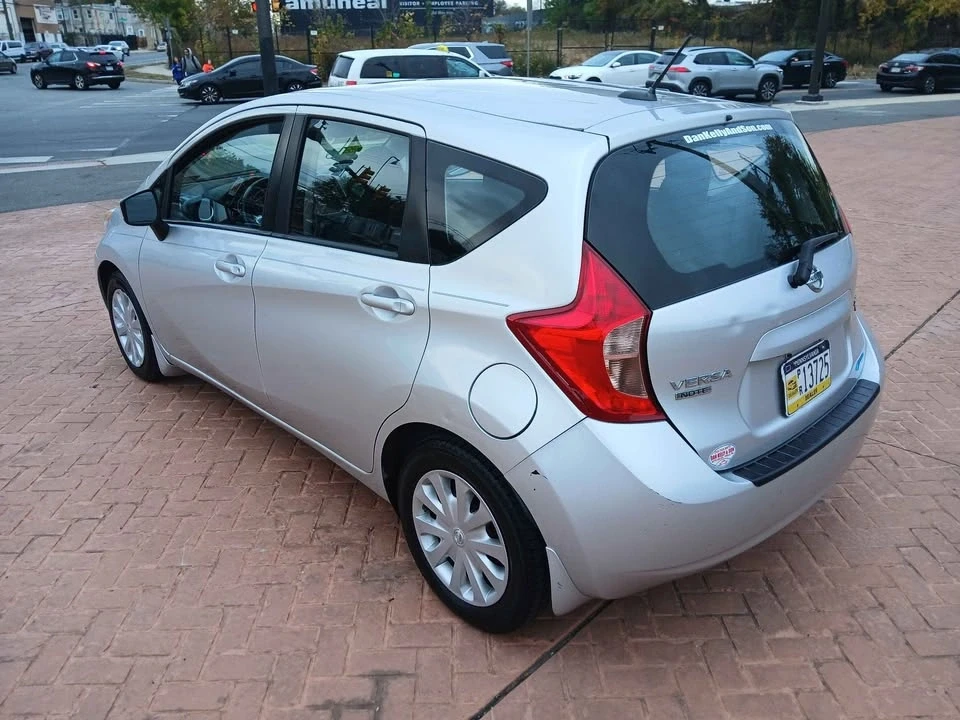 2015 Nissan Versa - Image 3 of 6