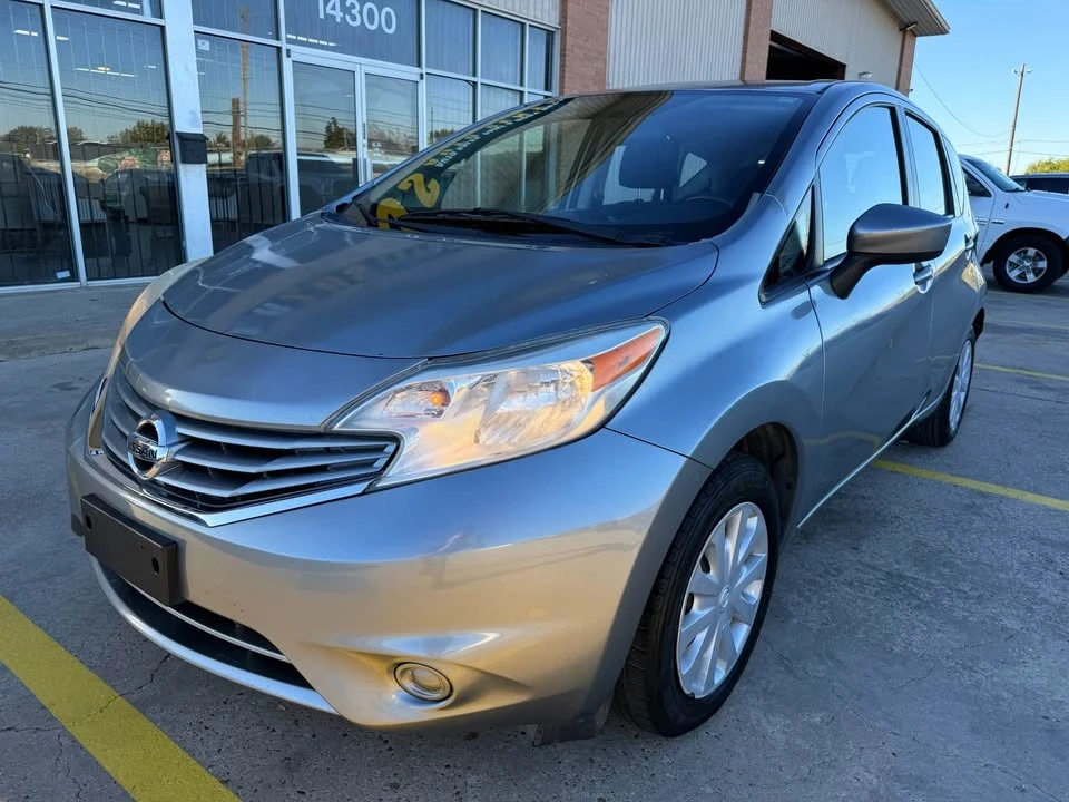 2015 Nissan Versa - Image 3 of 20