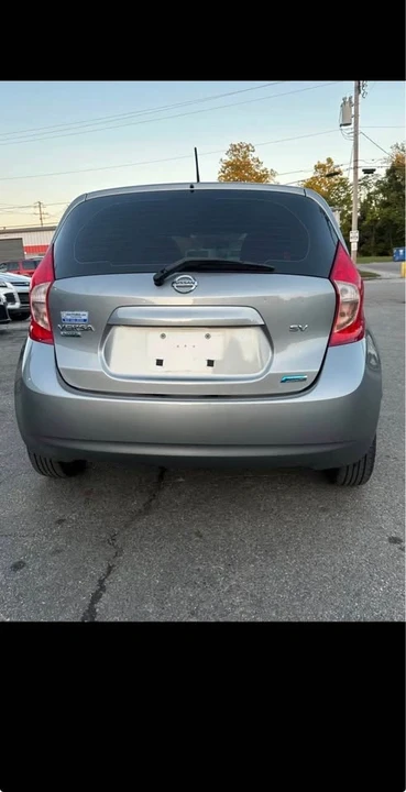 2015 Nissan Versa - Image 7 of 13