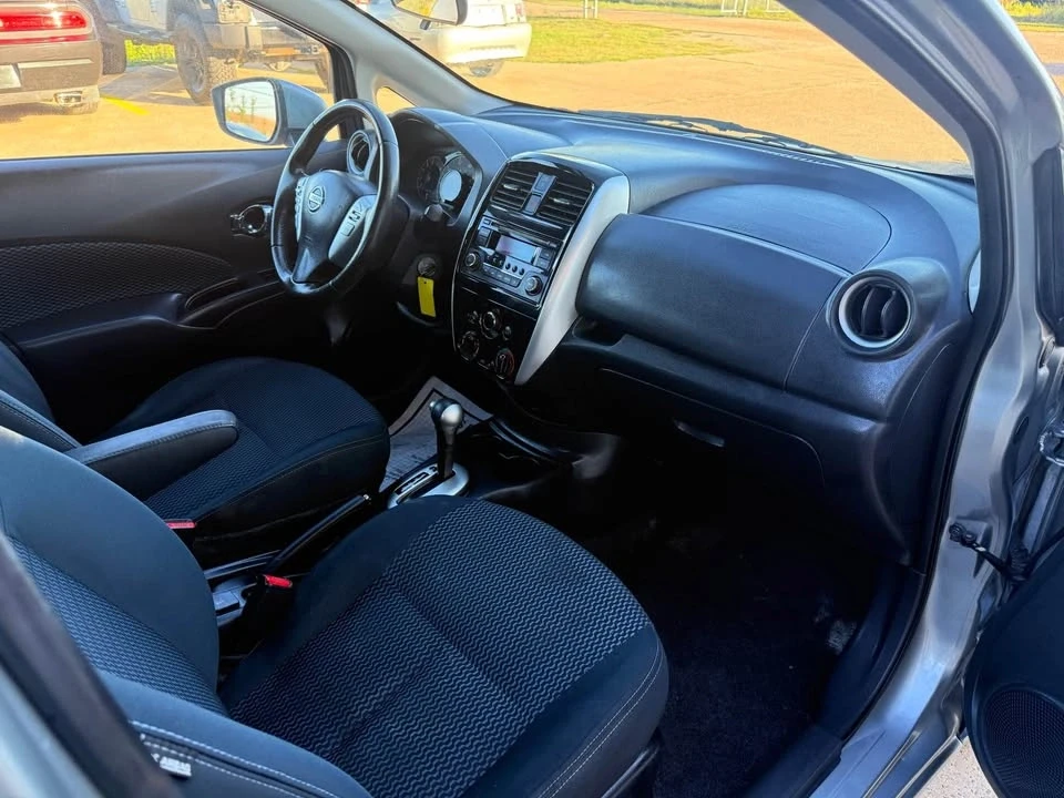 2015 Nissan Versa - Image 17 of 20
