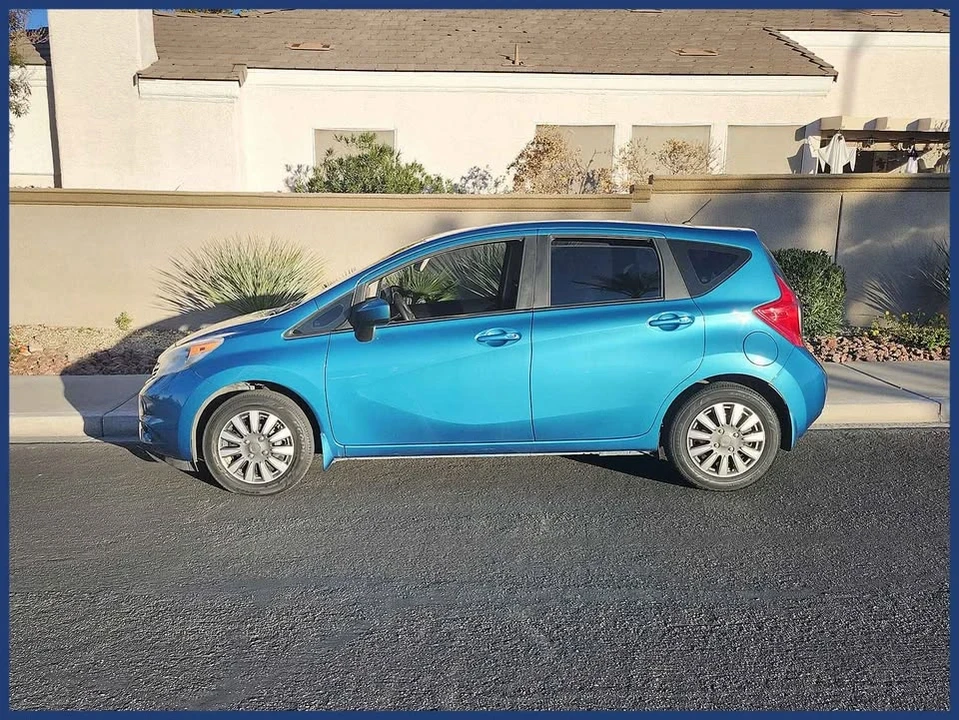 2015 Nissan Versa - Image 3 of 12
