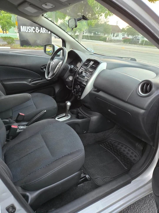 2015 Nissan Versa - Image 8 of 10