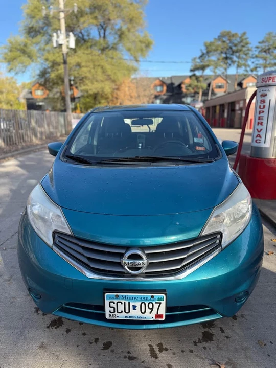 2015 Nissan Versa - Image 2 of 6
