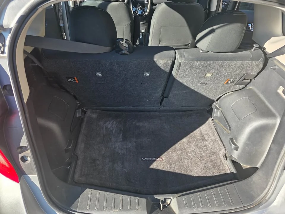 2015 Nissan Versa - Image 9 of 13