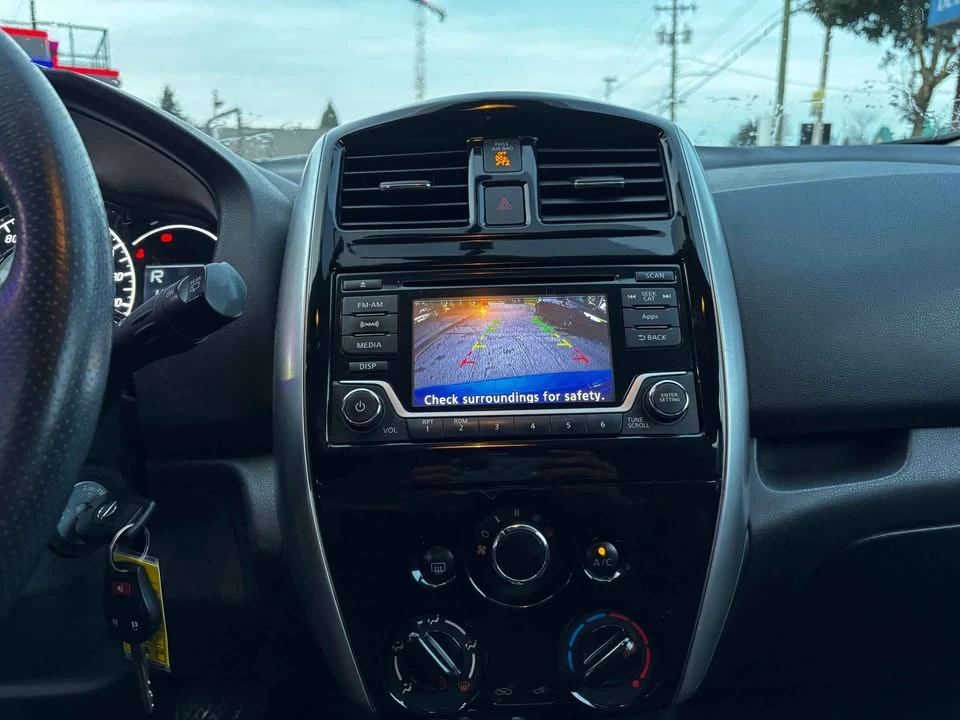 2015 Nissan Versa - Image 6 of 12