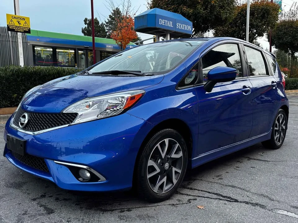 2015 Nissan Versa - Image 4 of 12