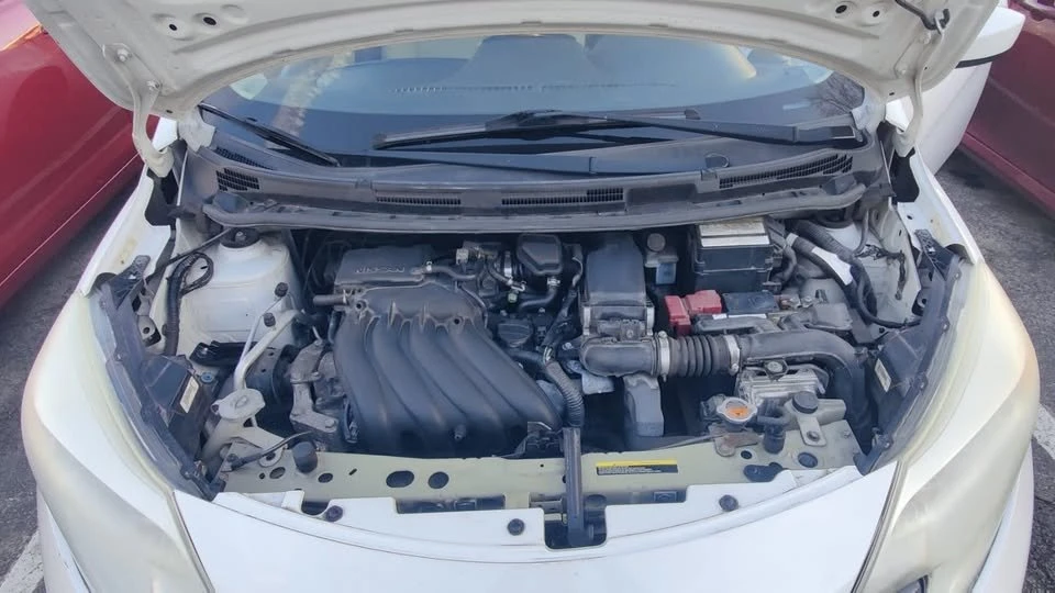 2015 Nissan Versa - Image 14 of 15