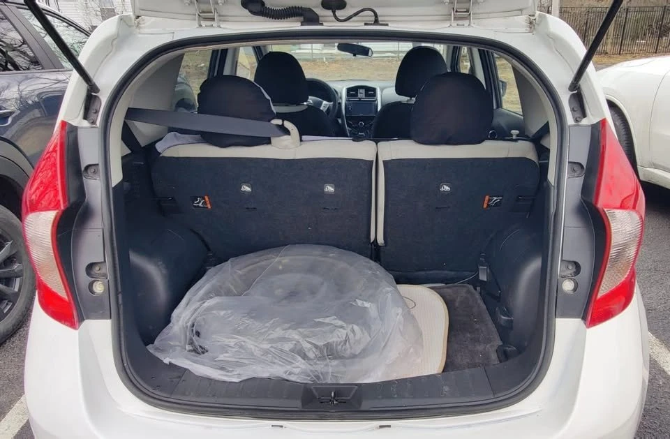 2015 Nissan Versa - Image 6 of 15