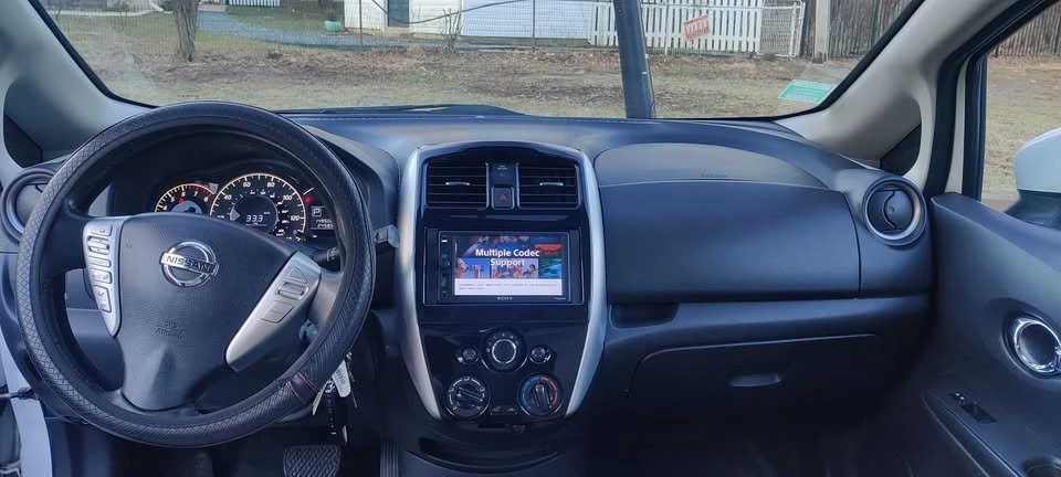 2015 Nissan Versa - Image 8 of 15
