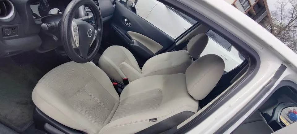 2015 Nissan Versa - Image 9 of 15