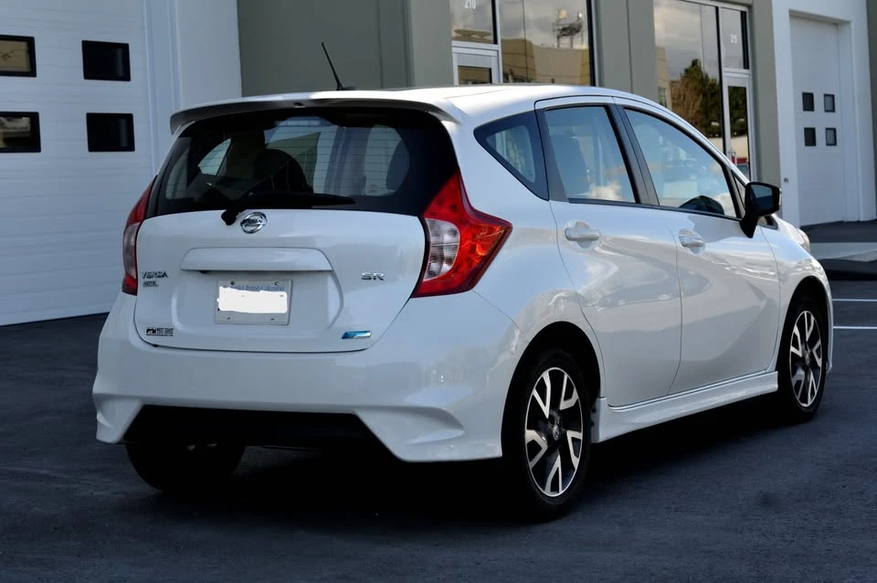 2015 Nissan Versa - Image 3 of 15