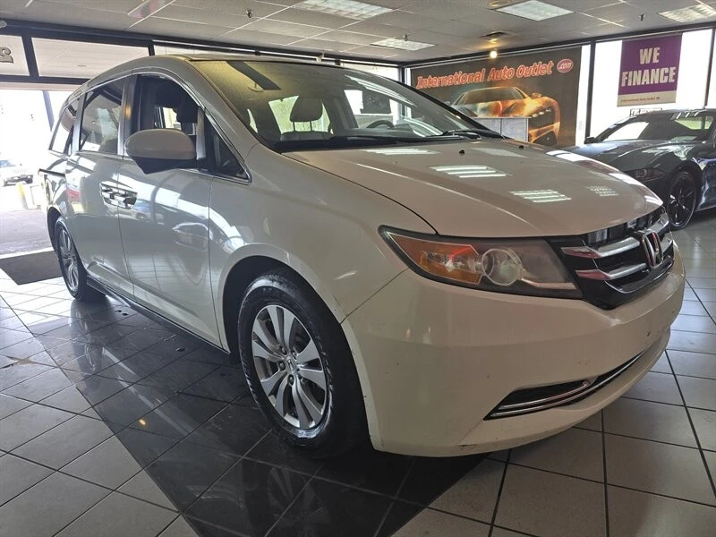 2015 Honda Odyssey - Image 3 of 4