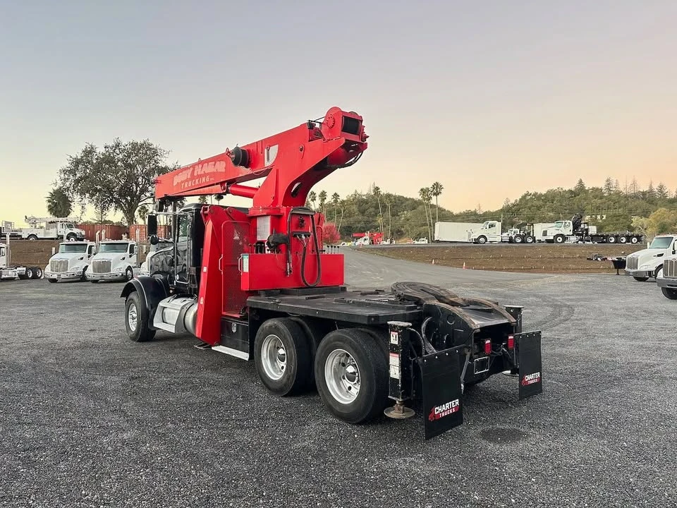 2015 Peterbilt - Image 6 of 19