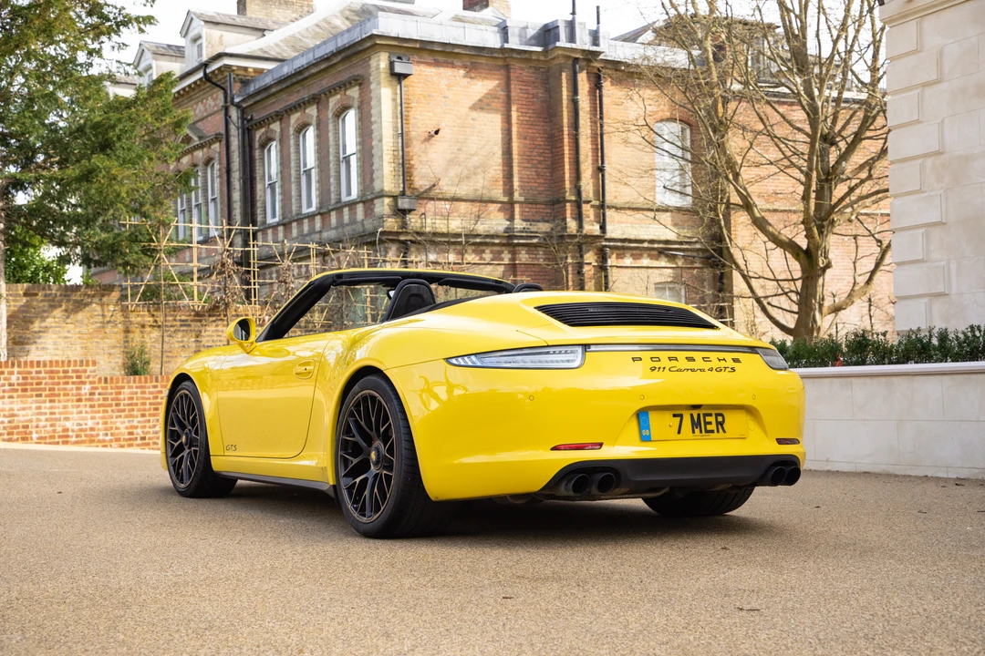 2015 Porsche 991 Carrera GTS - Image 8 of 31