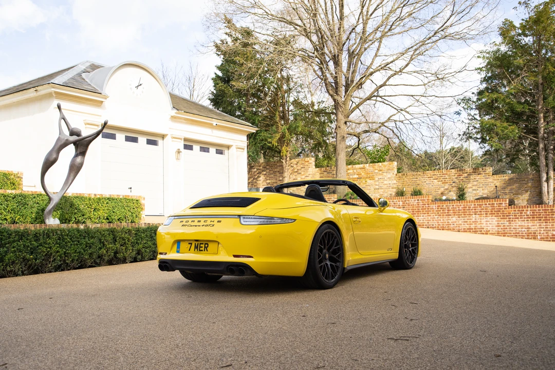 2015 Porsche 991 Carrera GTS - Image 14 of 31