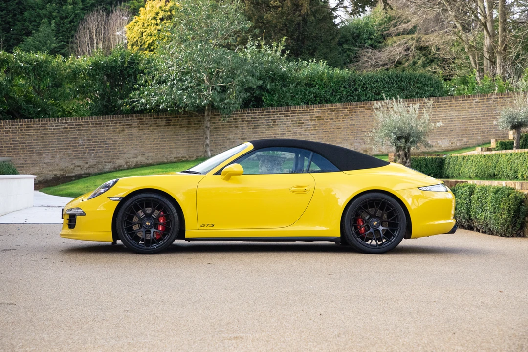 2015 Porsche 991 Carrera GTS - Image 17 of 31