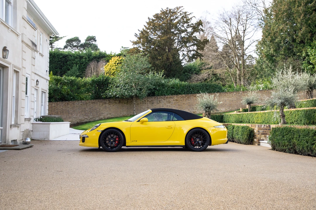 2015 Porsche 991 Carrera GTS - Image 9 of 31