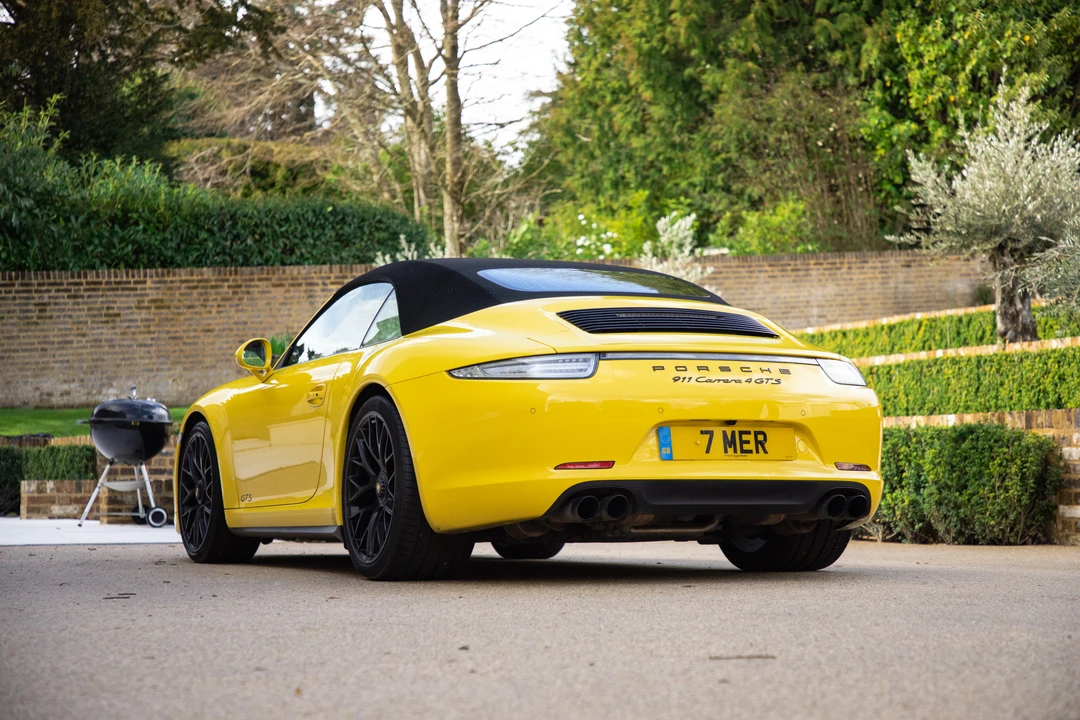 2015 Porsche 991 Carrera GTS - Image 16 of 31