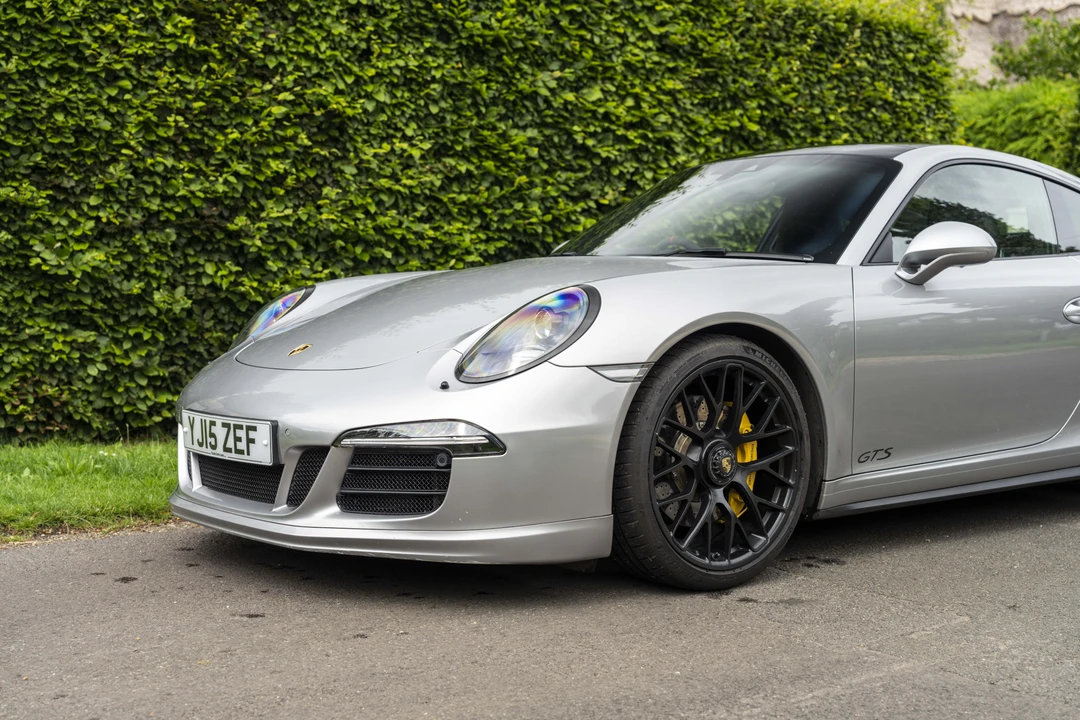 2015 Porsche 991 Carrera GTS - Image 9 of 31
