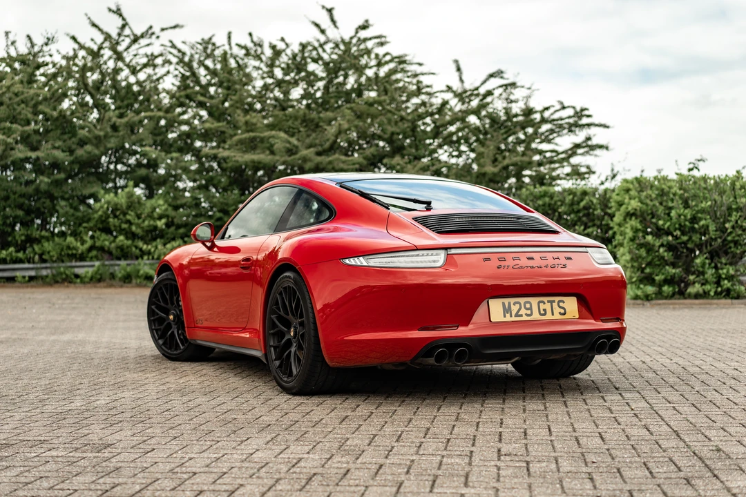 2015 Porsche 991 Carrera GTS - Image 9 of 31