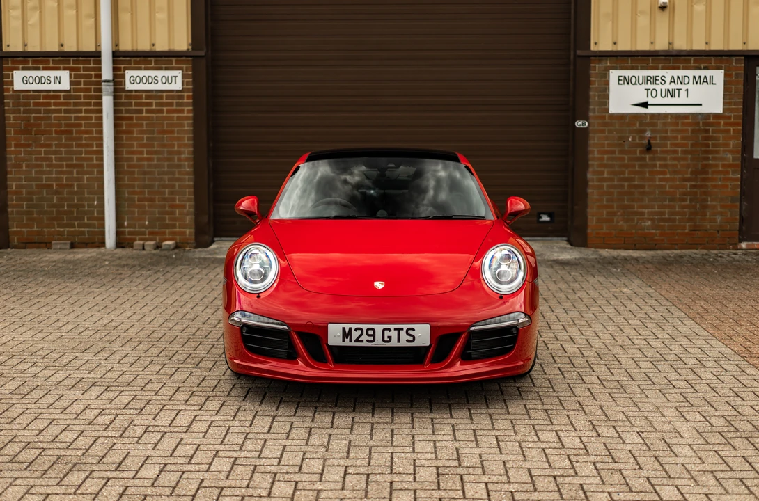 2015 Porsche 991 Carrera GTS - Image 29 of 31