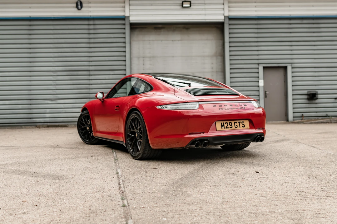 2015 Porsche 991 Carrera GTS - Image 28 of 31