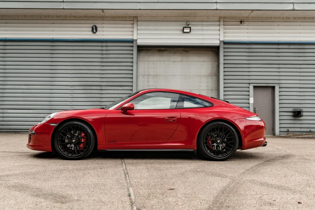 2015 Porsche 991 Carrera GTS - Image 10 of 31