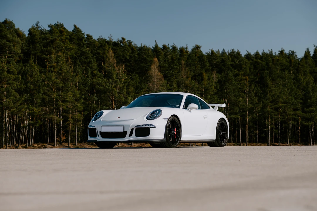 2015 Porsche 991 Carrera - Image 19 of 31