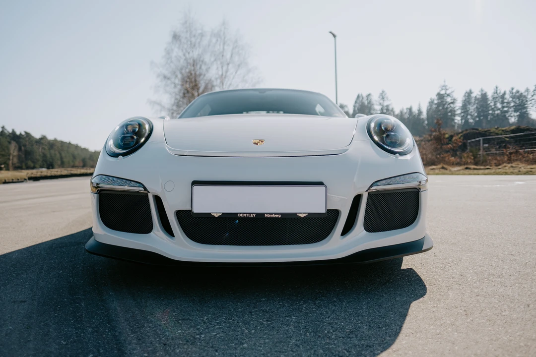 2015 Porsche 991 Carrera - Image 26 of 31