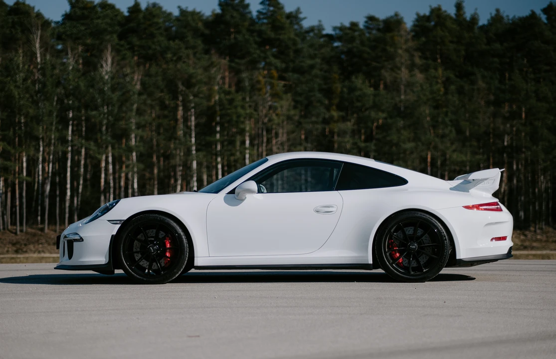2015 Porsche 991 Carrera - Image 8 of 31