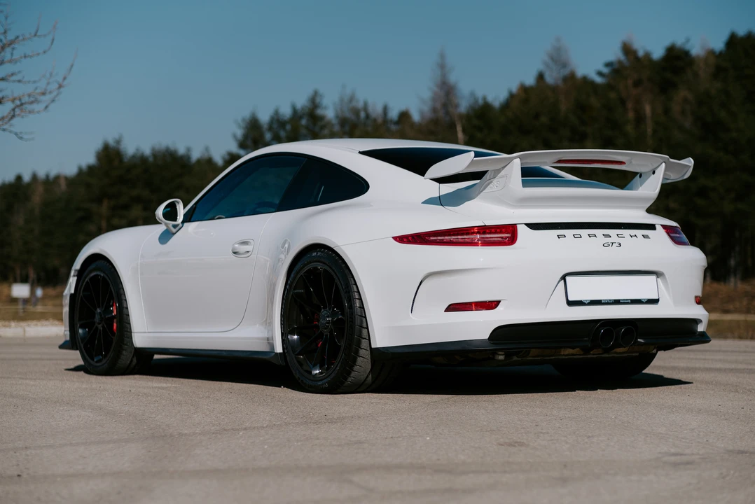 2015 Porsche 991 Carrera - Image 7 of 31
