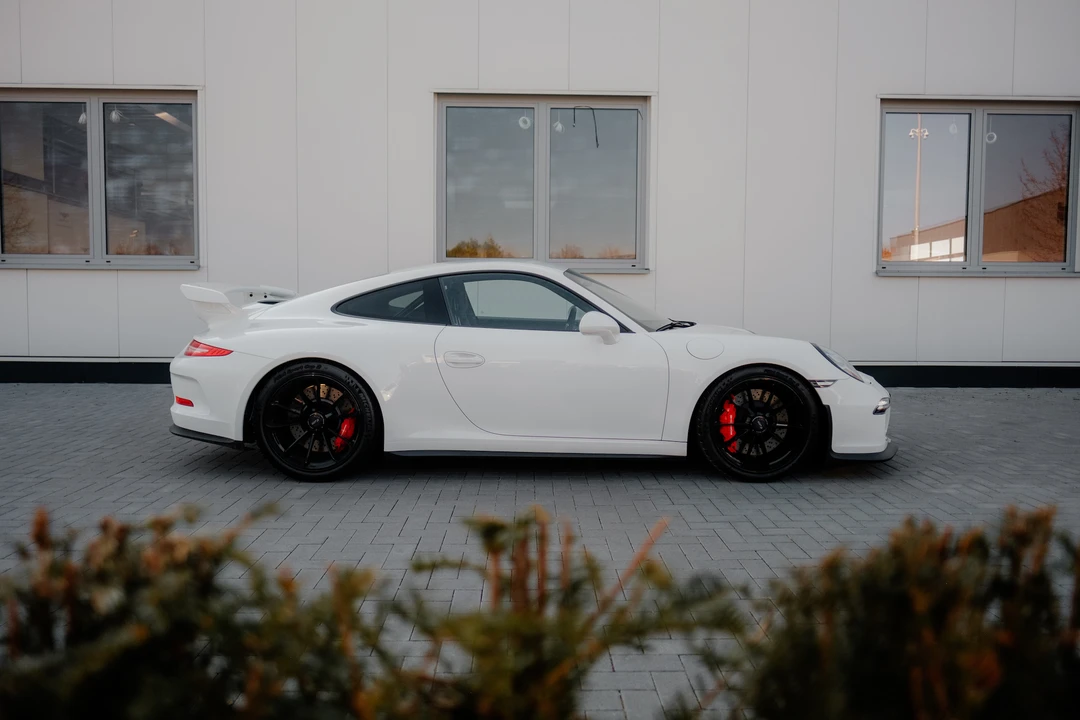2015 Porsche 991 Carrera - Image 13 of 31