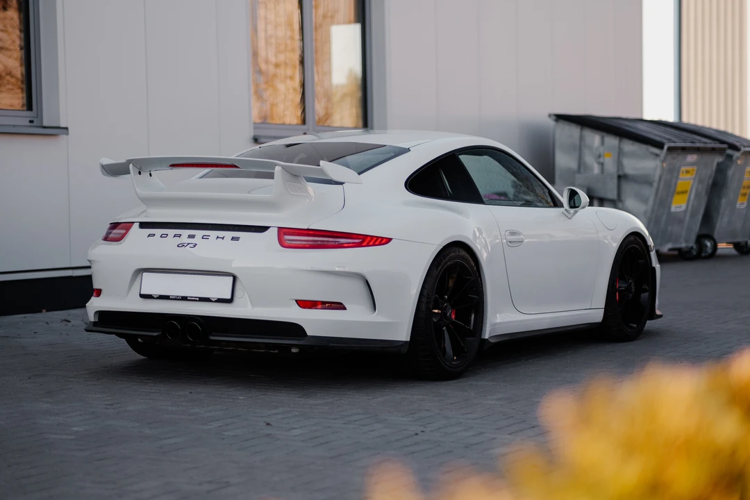 2015 Porsche 991 Carrera - Image 14 of 31