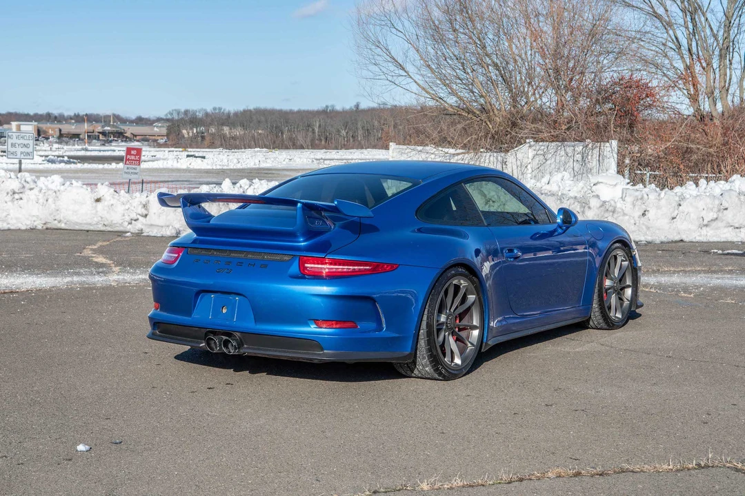 2015 Porsche 991 GT3 - Image 19 of 31