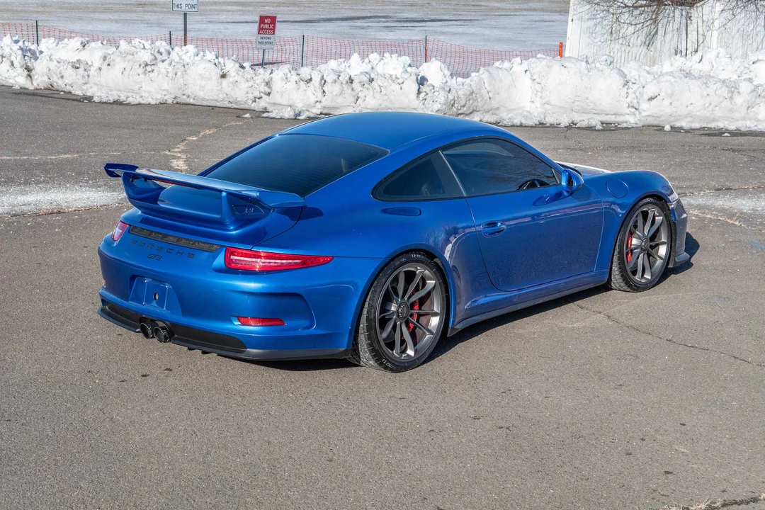 2015 Porsche 991 GT3 - Image 25 of 31