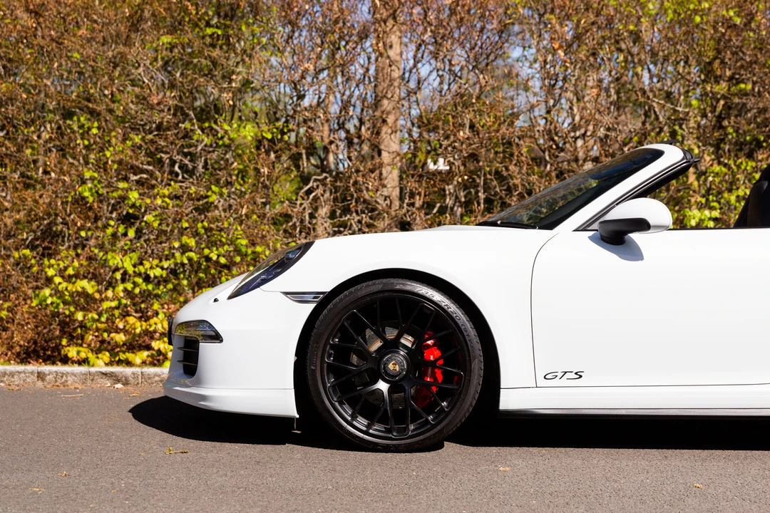 2015 Porsche 991 Targa 4 GTS - Image 16 of 31
