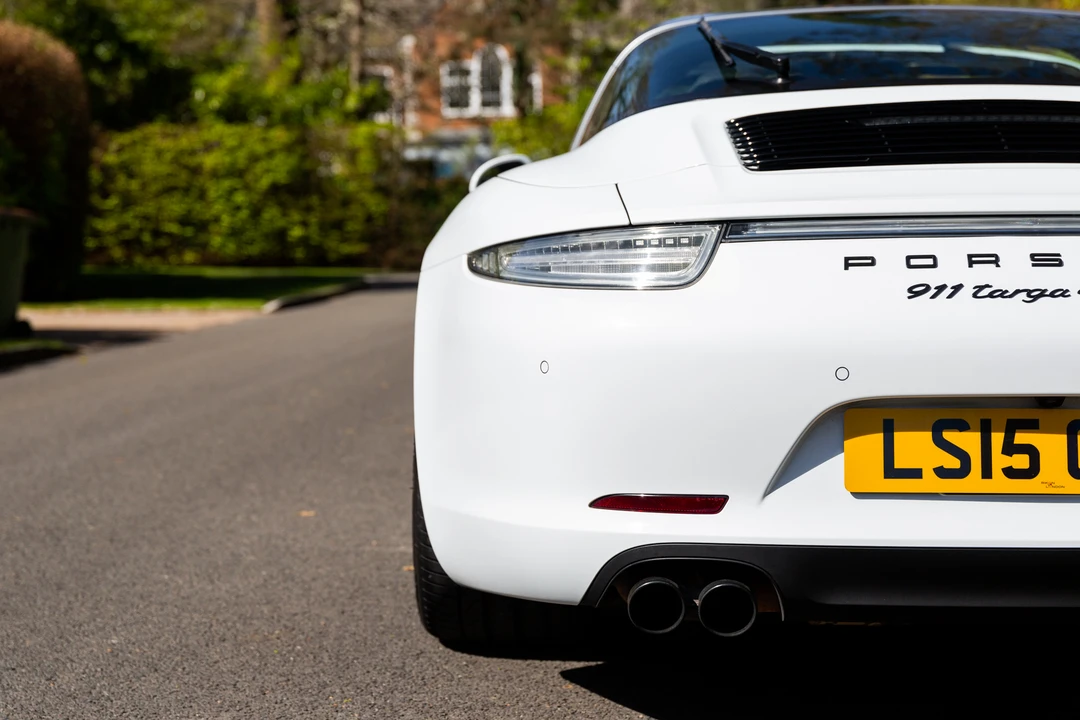 2015 Porsche 991 Targa 4 GTS - Image 25 of 31