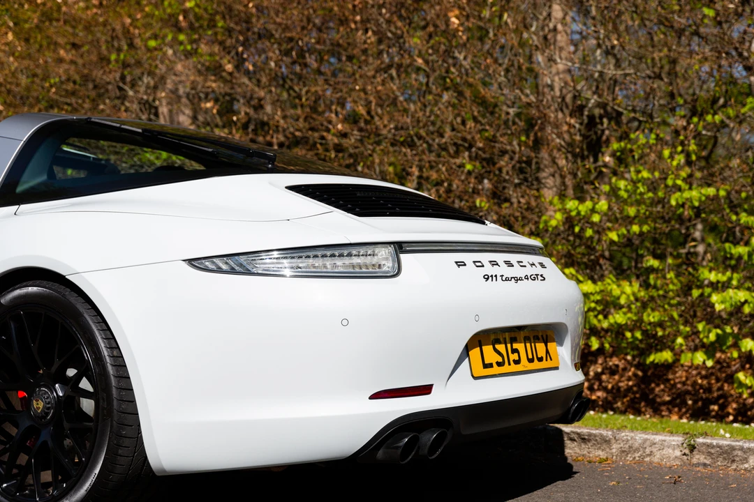 2015 Porsche 991 Targa 4 GTS - Image 28 of 31