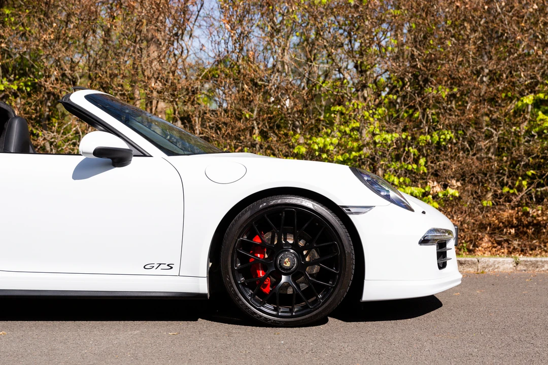 2015 Porsche 991 Targa 4 GTS - Image 22 of 31