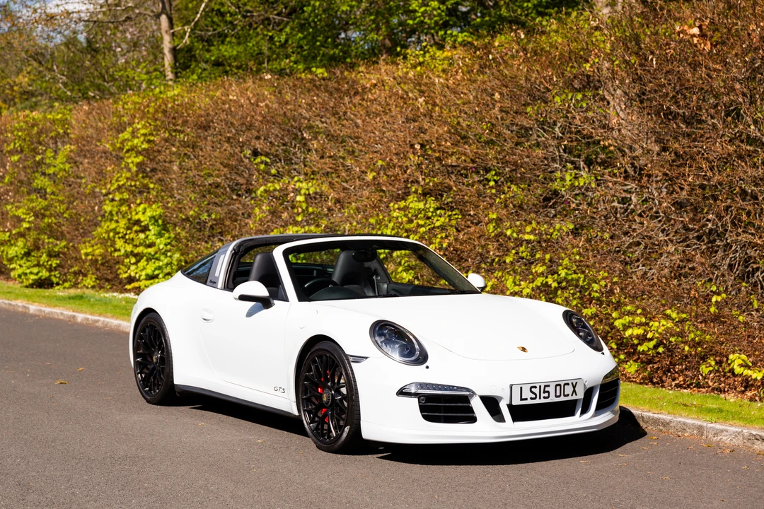 2015 Porsche 991 Targa 4 GTS - Image 19 of 31