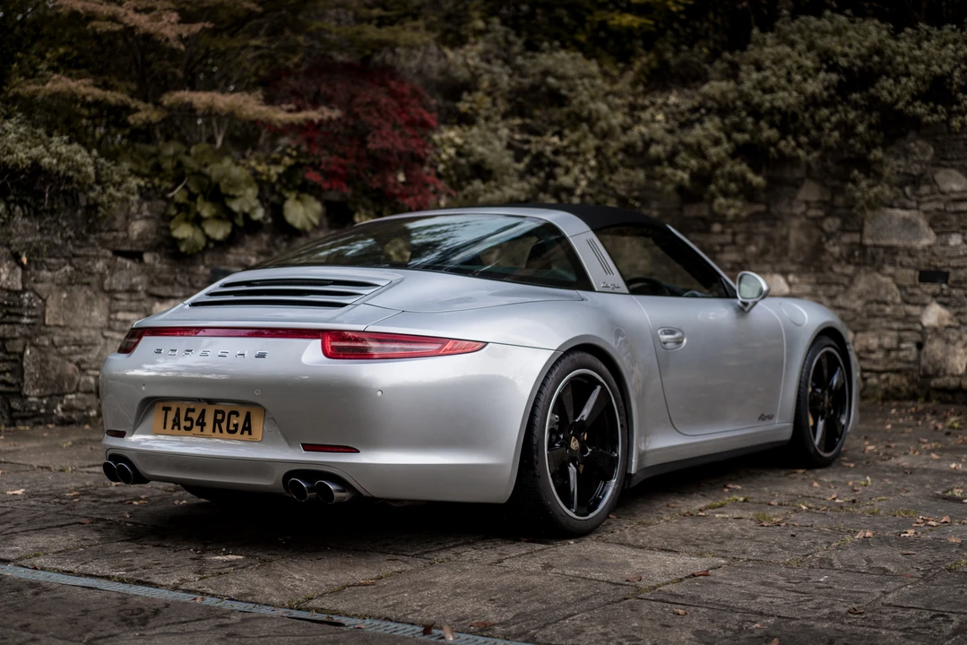 2015 Porsche 991 Carrera - Image 6 of 31