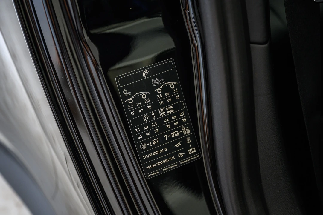 2015 Porsche 991 Targa 4 & 4S - Image 30 of 31
