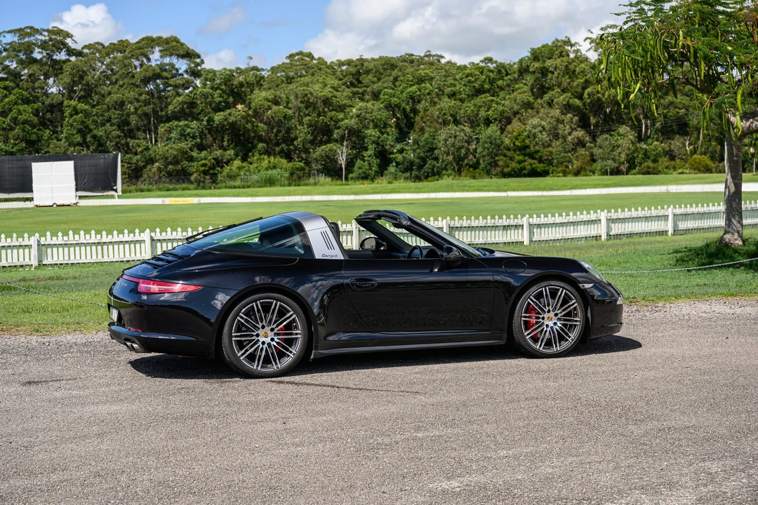 2015 Porsche 991 Targa 4 & 4S - Image 10 of 31