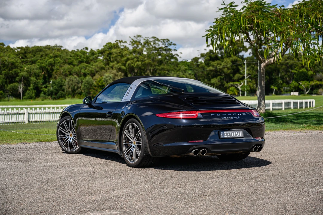 2015 Porsche 991 Targa 4 & 4S - Image 14 of 31