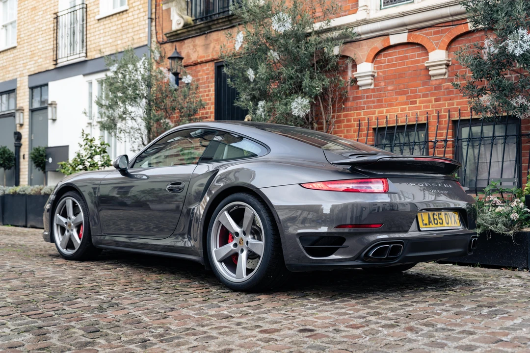 2015 Porsche 991 Turbo - Image 6 of 31