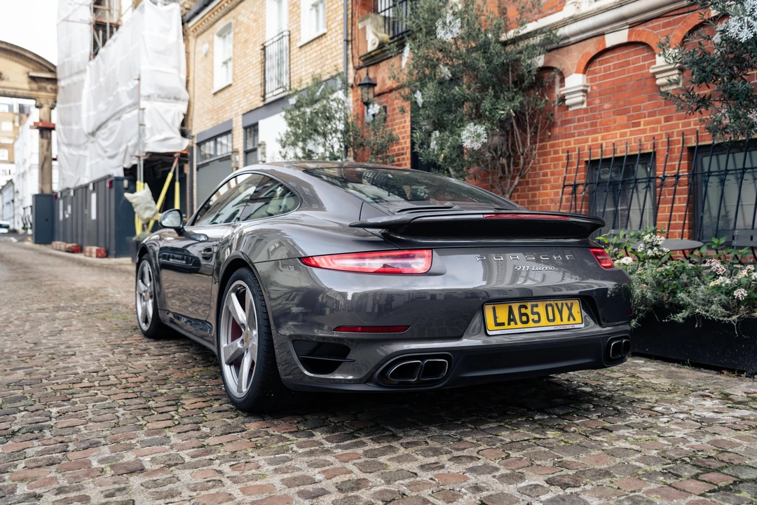 2015 Porsche 991 Turbo - Image 14 of 31