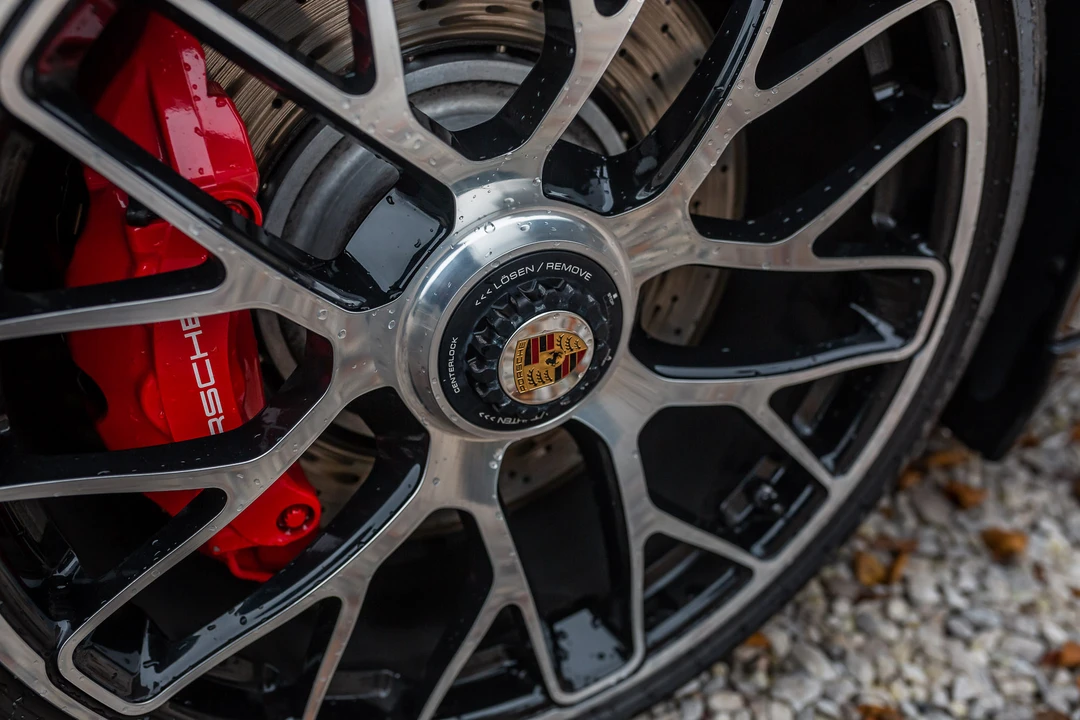 2015 Porsche 991 Turbo - Image 11 of 31