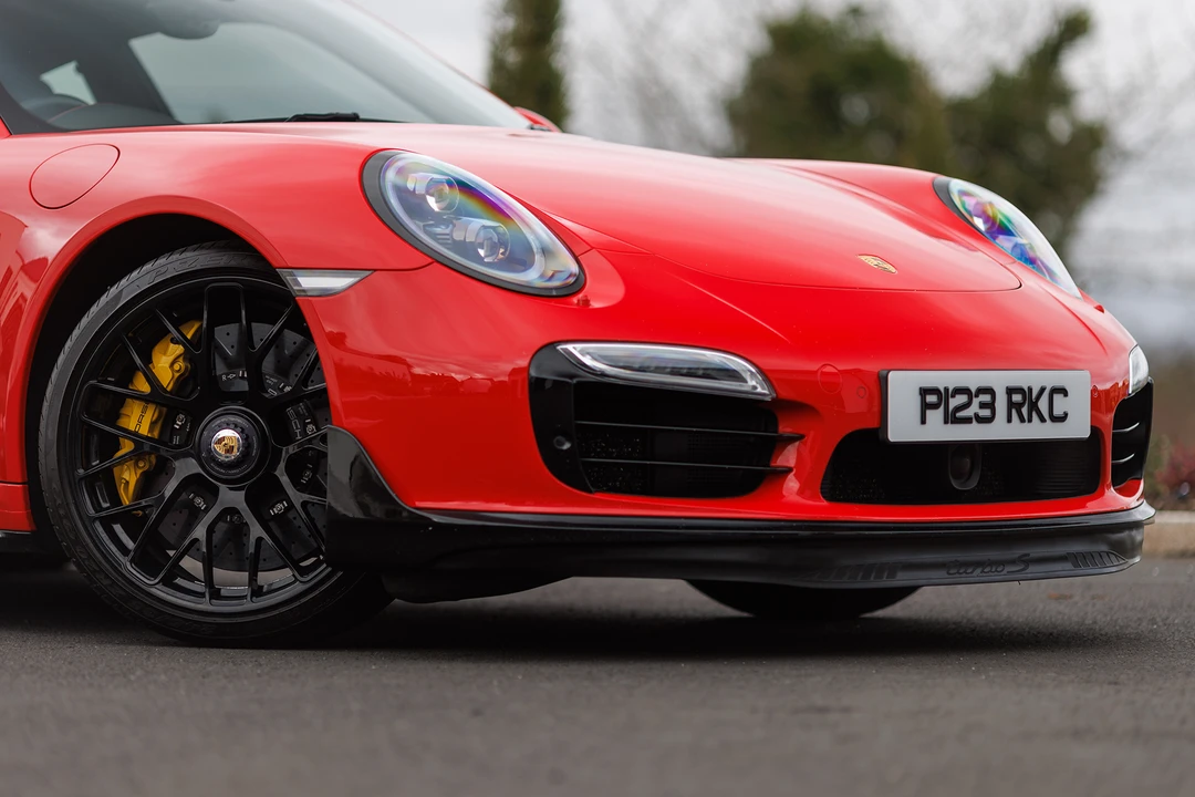 2015 Porsche 991 Turbo S - Image 28 of 31