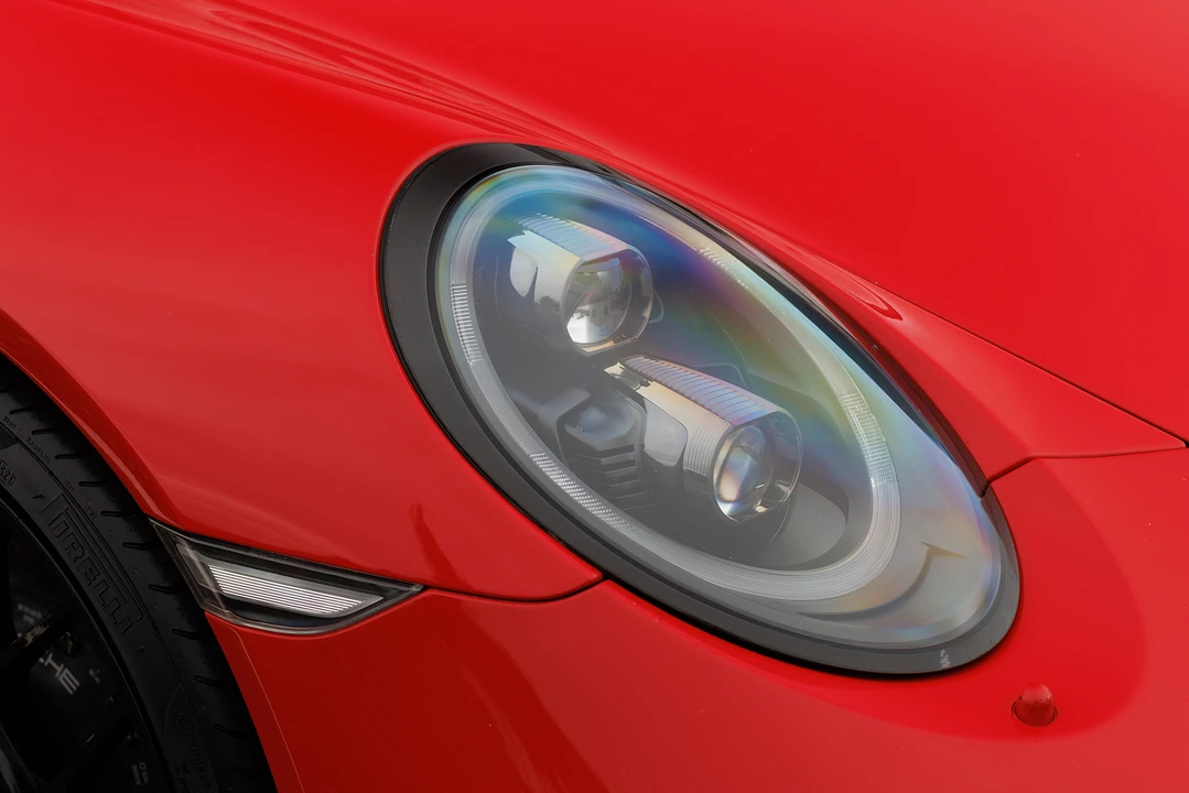 2015 Porsche 991 Turbo S - Image 26 of 31